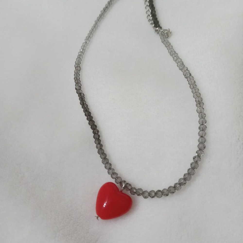 Red heart crystal beads necklace
